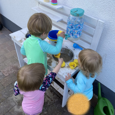 Matschen an der Matschküche